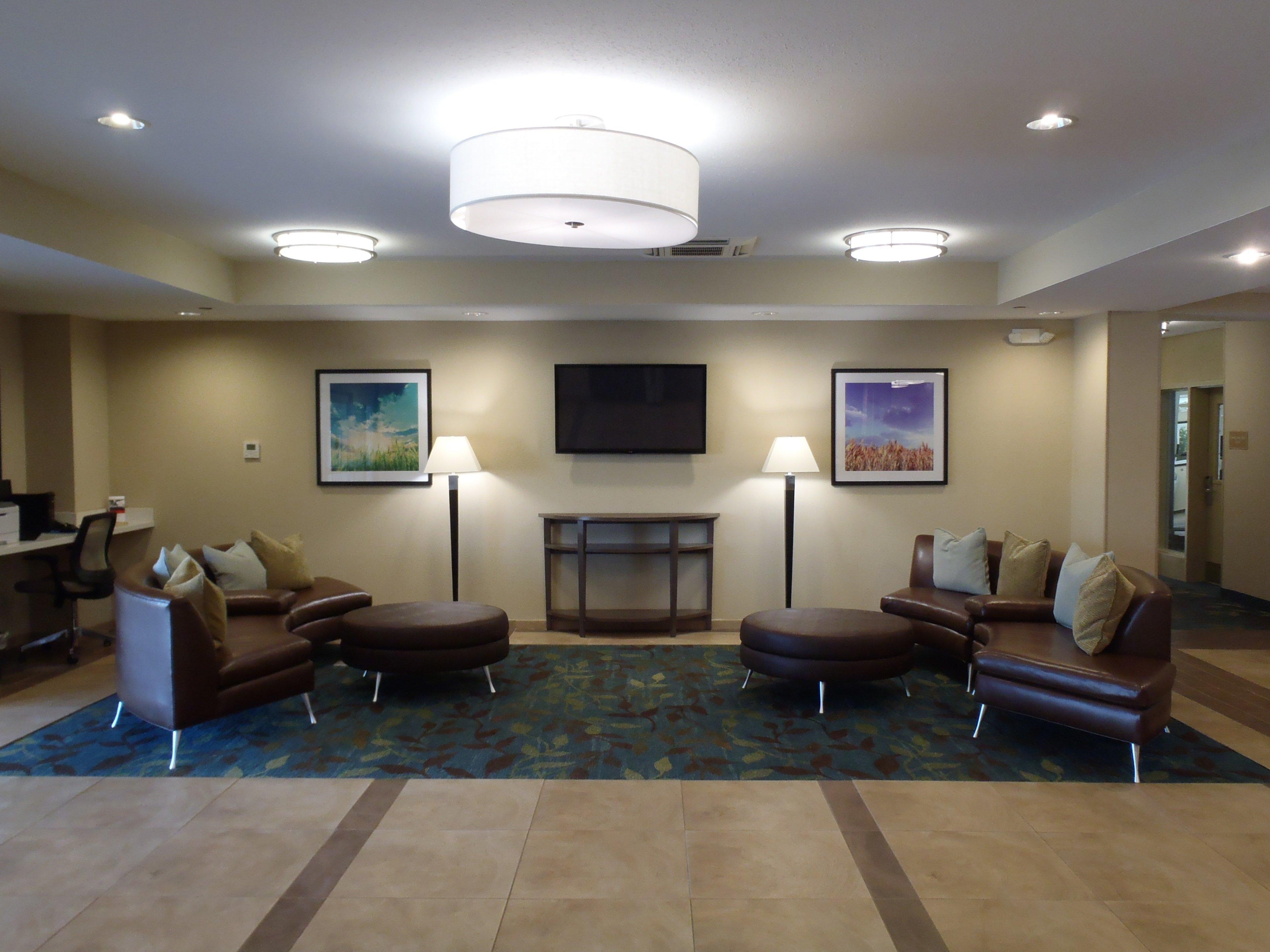 Candlewood Suites Philadelphia - Airport Area, An Ihg Hotel Честер Экстерьер фото