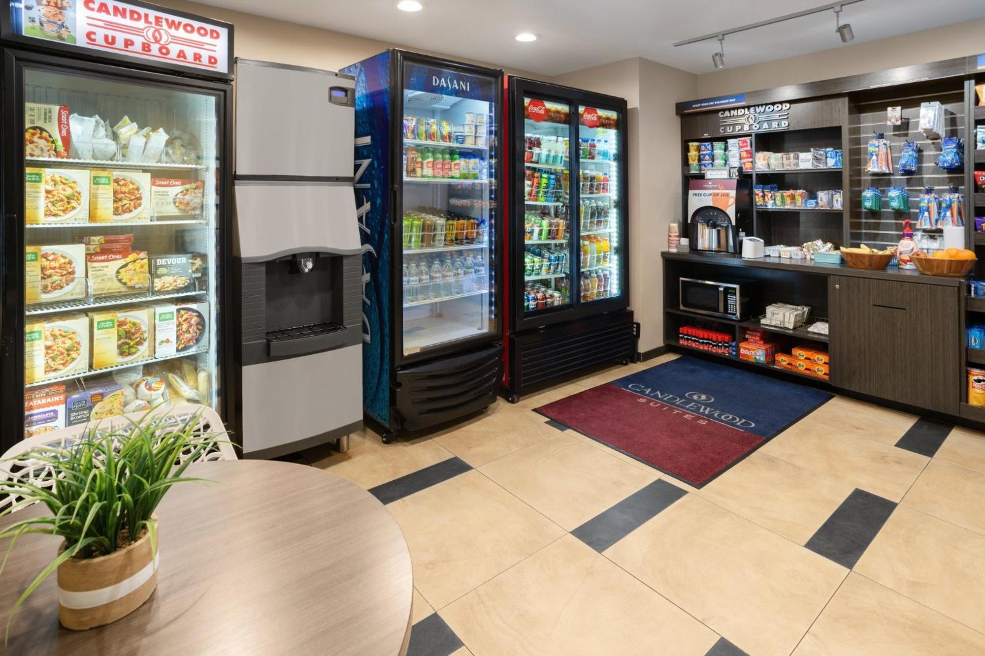 Candlewood Suites Philadelphia - Airport Area By Ihg Честер Экстерьер фото